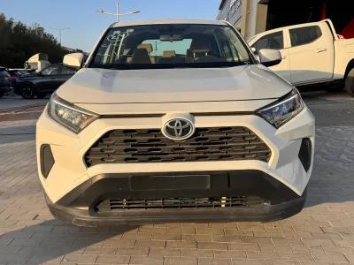 TOYOTA RAV4 2.0 LE 4WD CVT AUTO 2020 logo