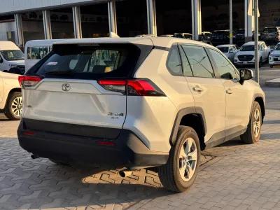 TOYOTA-RAV4-2.0-LE 4WD CVT AUTO
