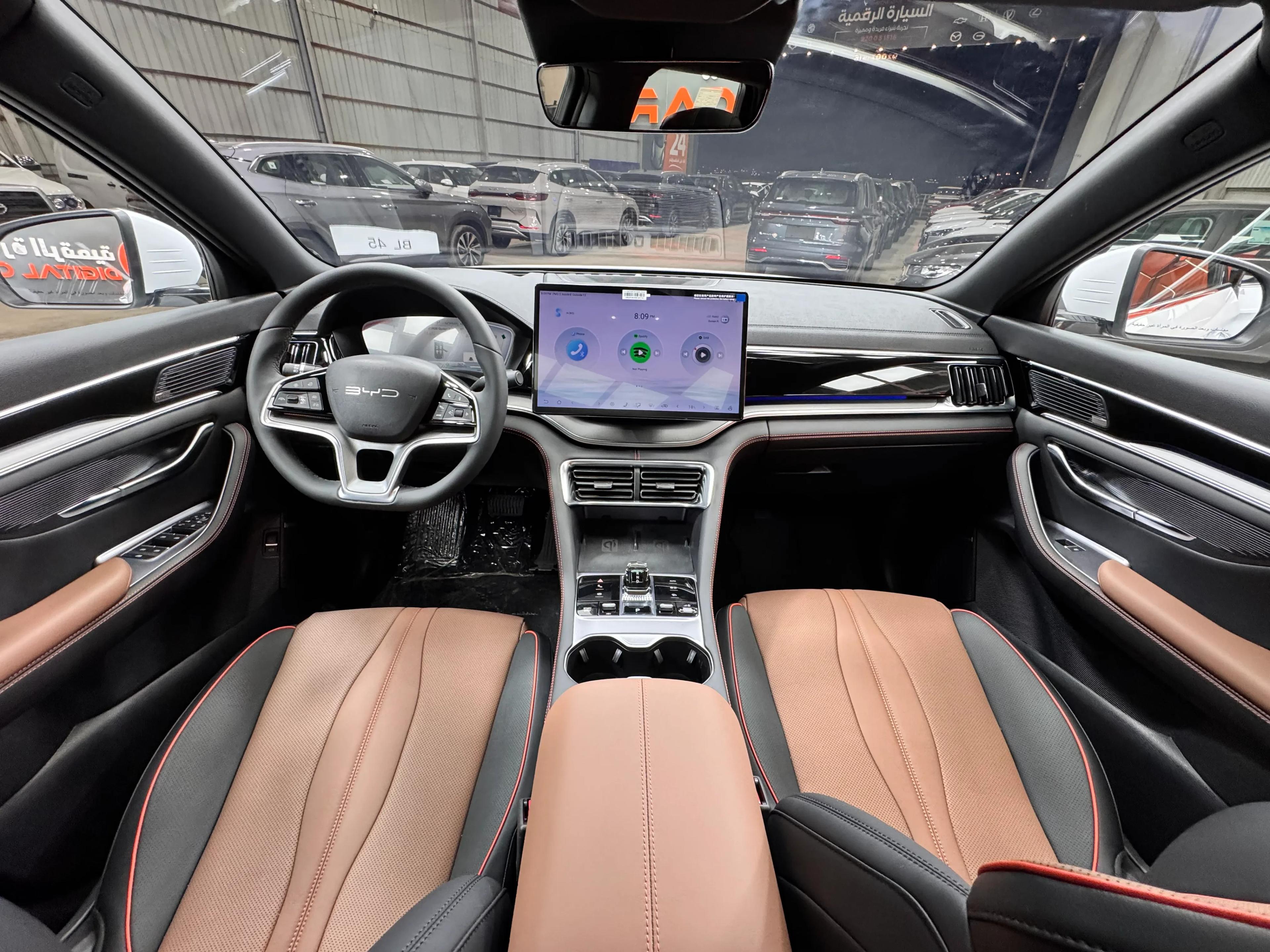 interior image_0