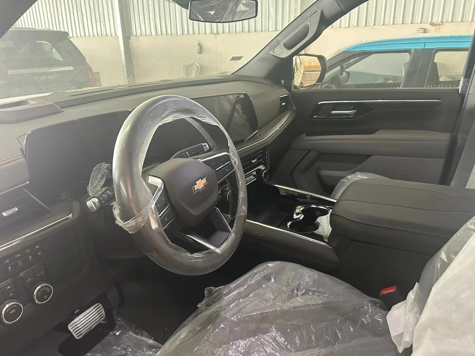 interior frontRight