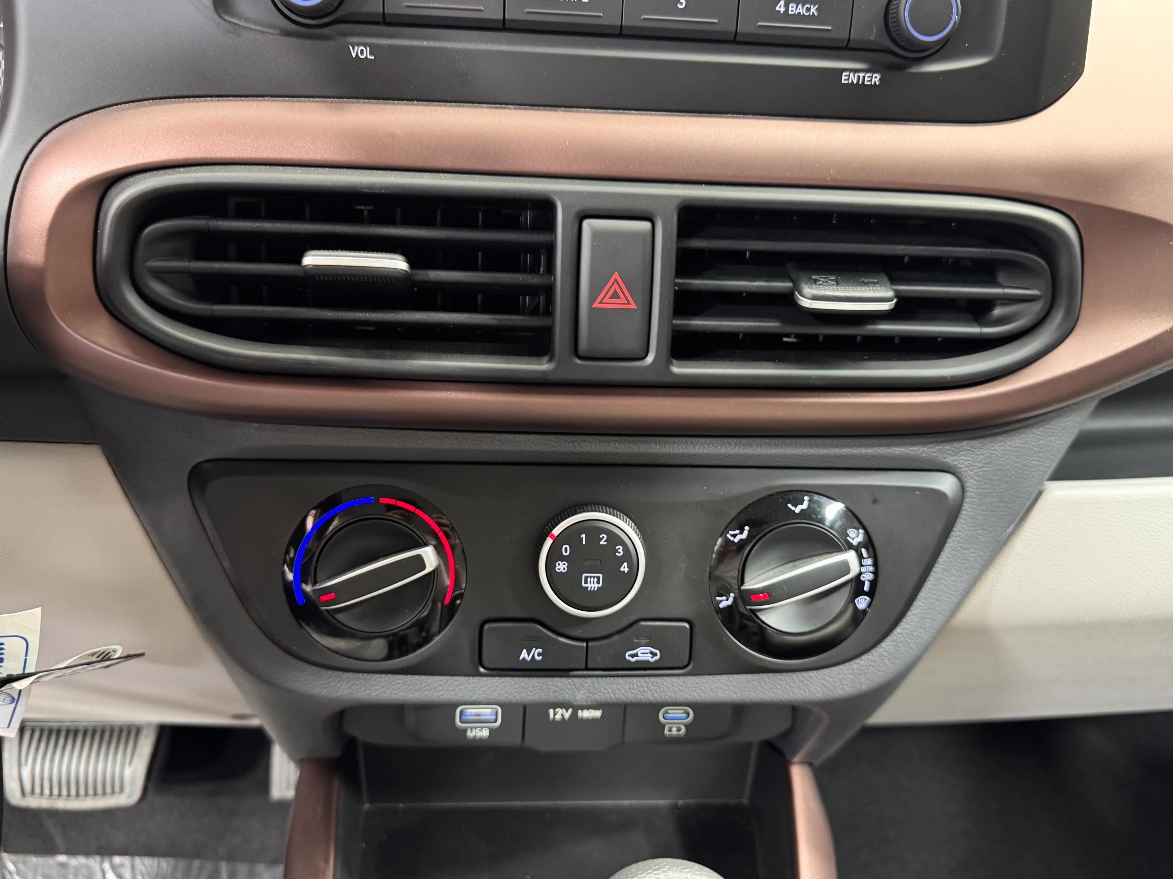 interior image_2