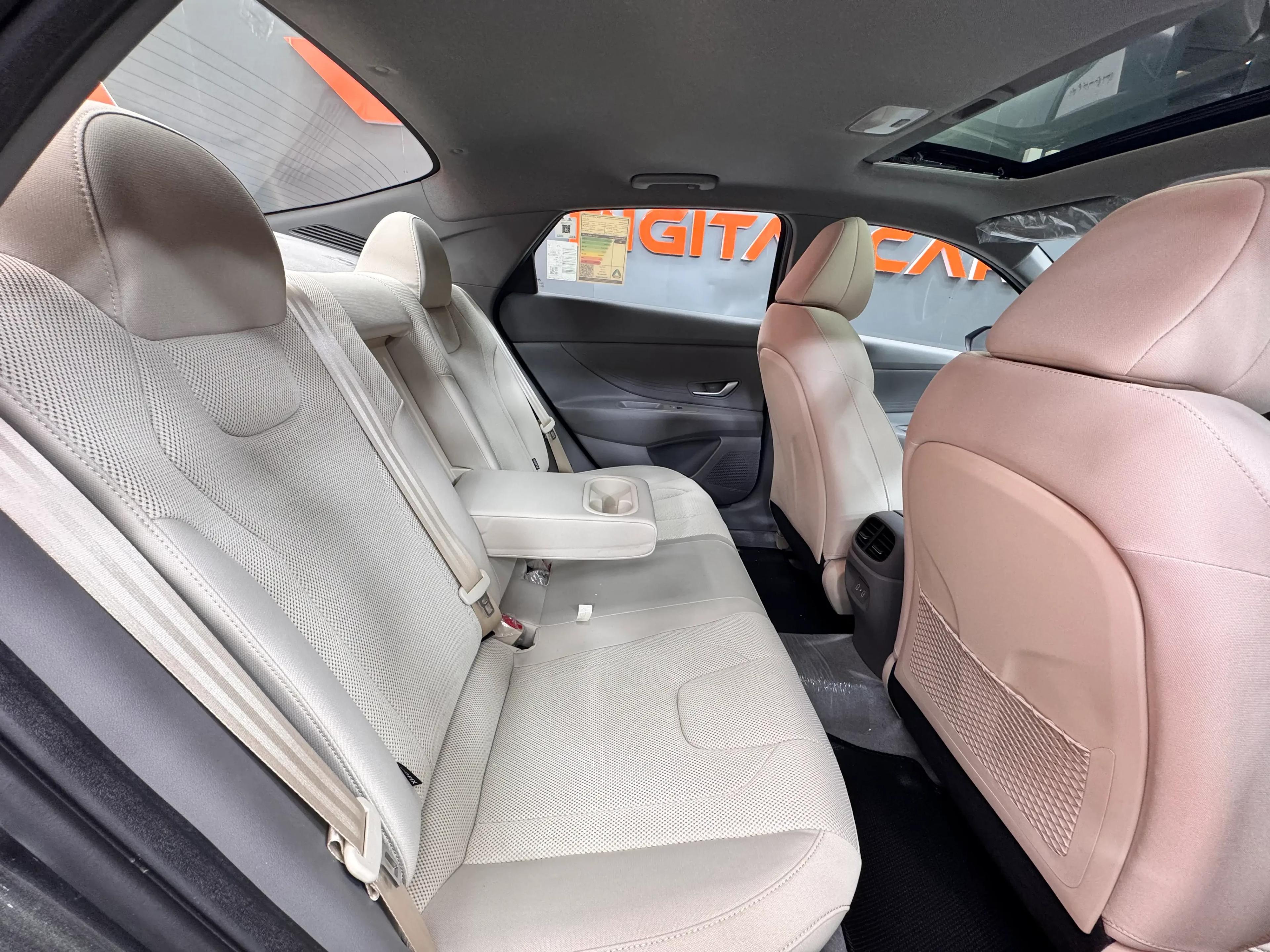 interior image_1