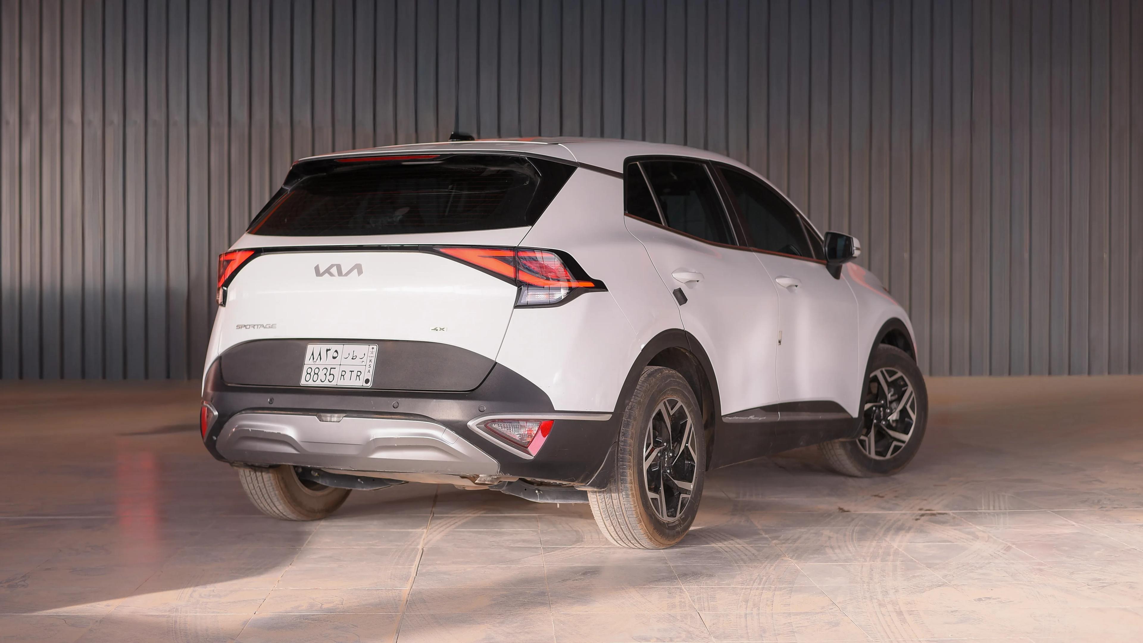 كيا-سبورتاج-2.0-LX 4WD AUTO