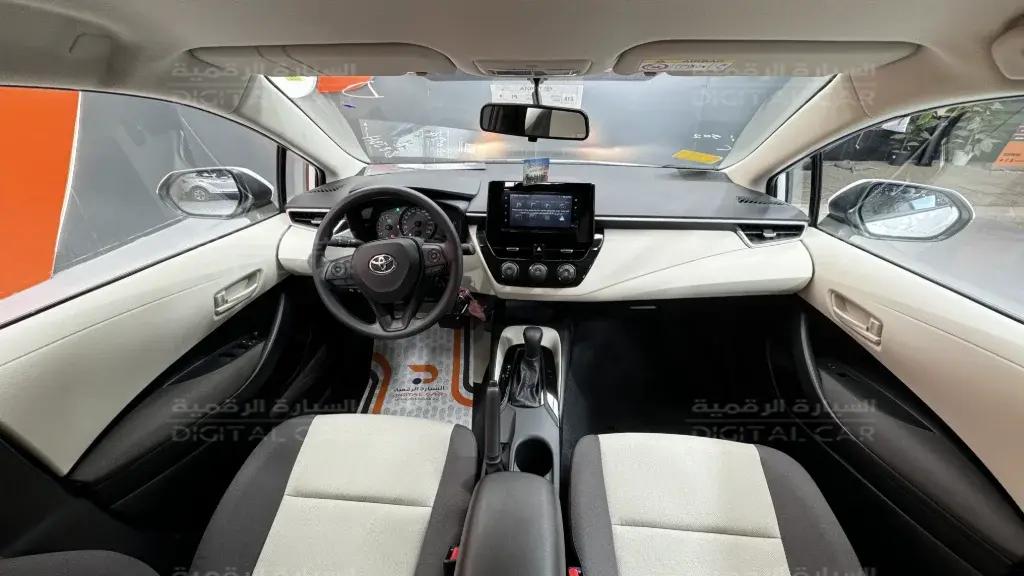 interior frontLeft